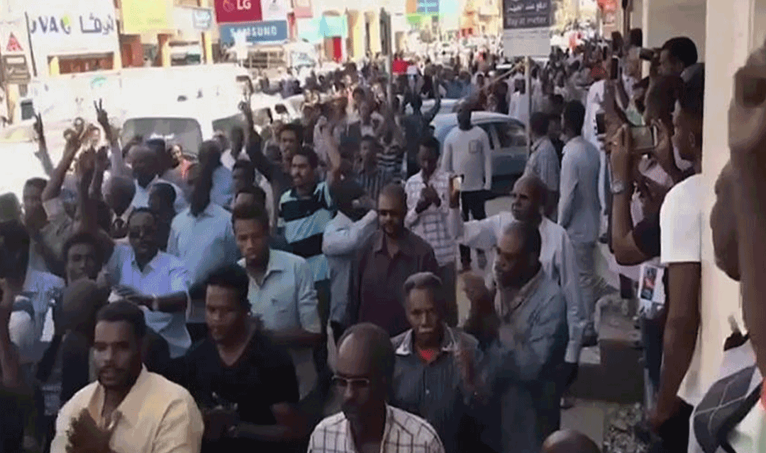 اللاعنف العالمية تدين سقوط قتلى في تظاهرات السودان وتطالب بضبط النفس
