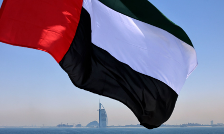 منظمة المسلم الحر تدعو السلطات الإماراتية الى تضمين المناهج الدراسية سيرة أهل البيت عليهم السلام