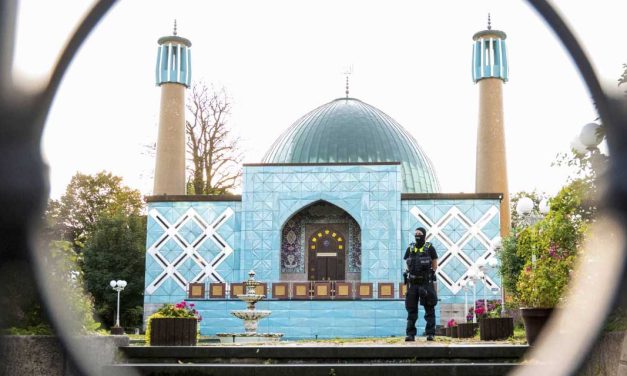 منظمة اللاعنف العالمية تستنكر حظر المركز الإسلامي في هامبورغ
